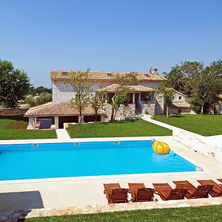 Kata Villa
